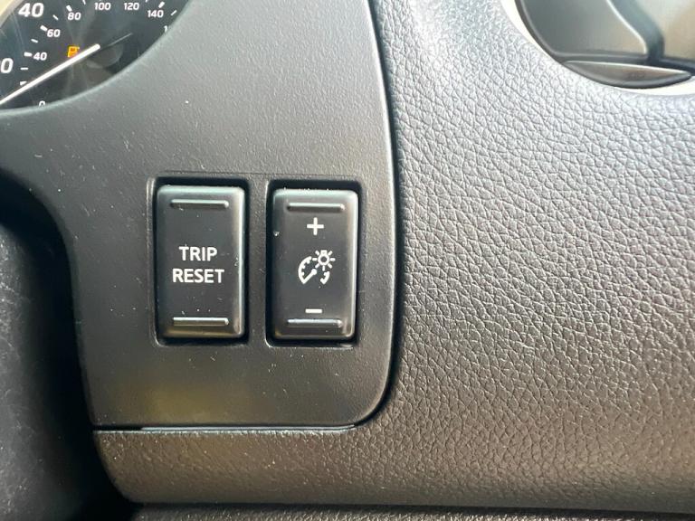 2018 Nissan Navara 2.3 dCi Visia King Pickup Extended Cab 4dr Diesel Manual 4WD Euro 6 (s/s) ( Pi...