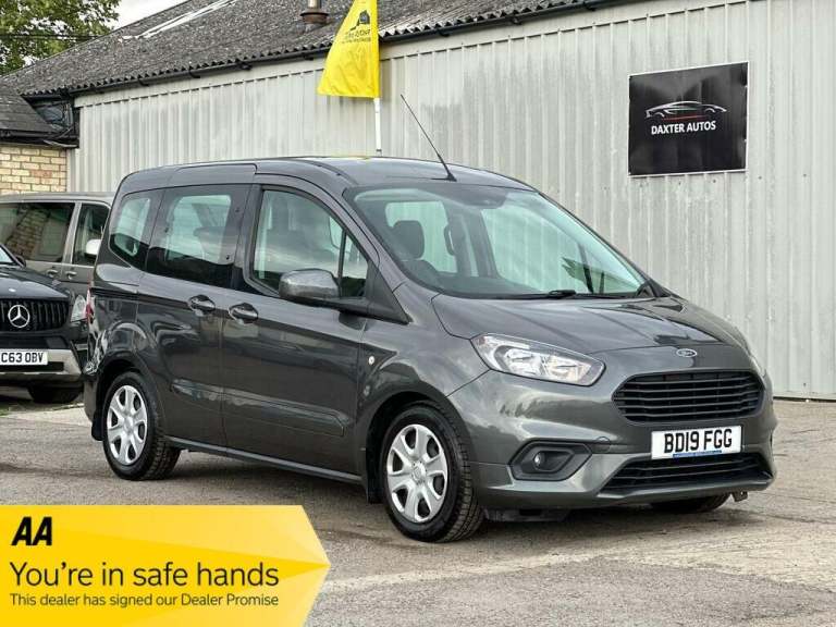 2019 Ford Tourneo Courier 1.5 TDCi Zetec Euro 6 5dr MPV Diesel Manual