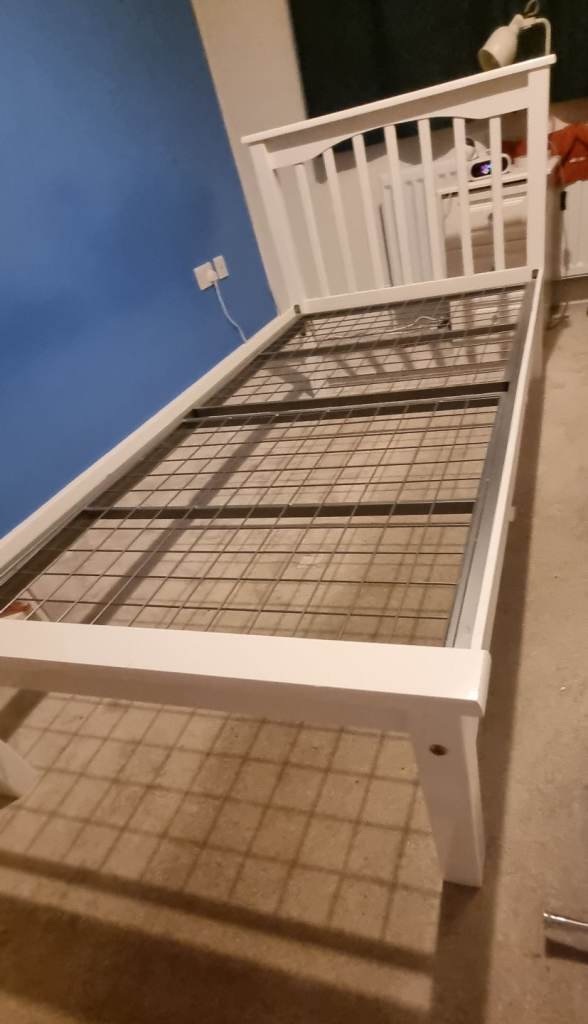 Single bed Frame