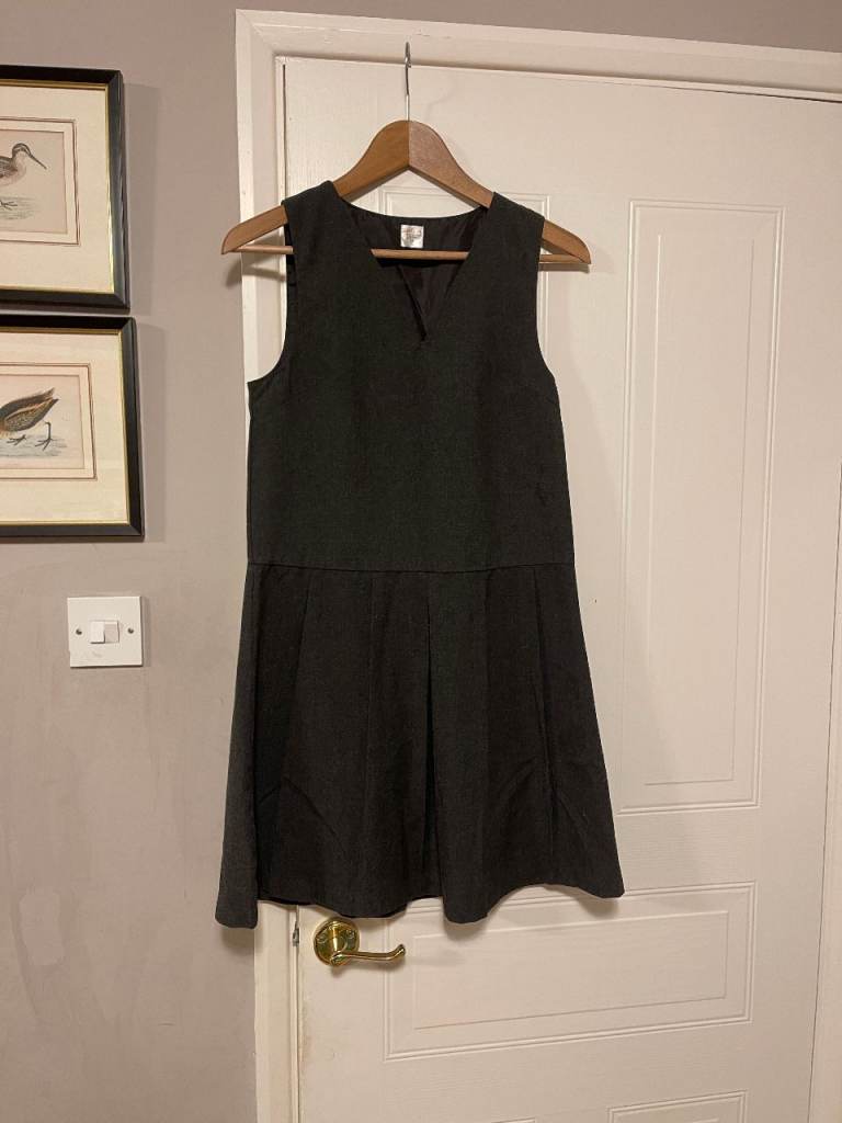 School Uniform,Girls,Winter,Grey pinafore dress,Pleated,(John Lewis)Size 12