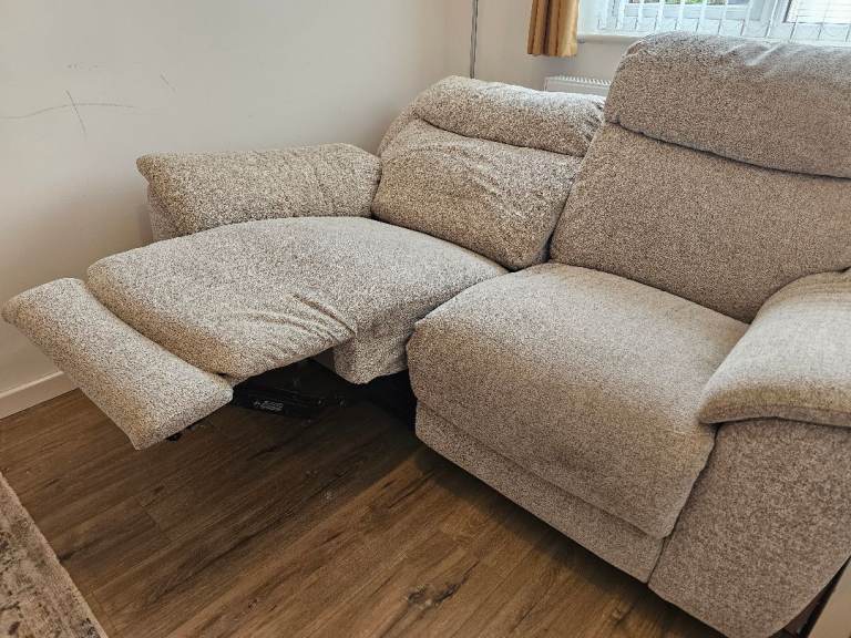 2-seater fabric recliner sofa (electric)
