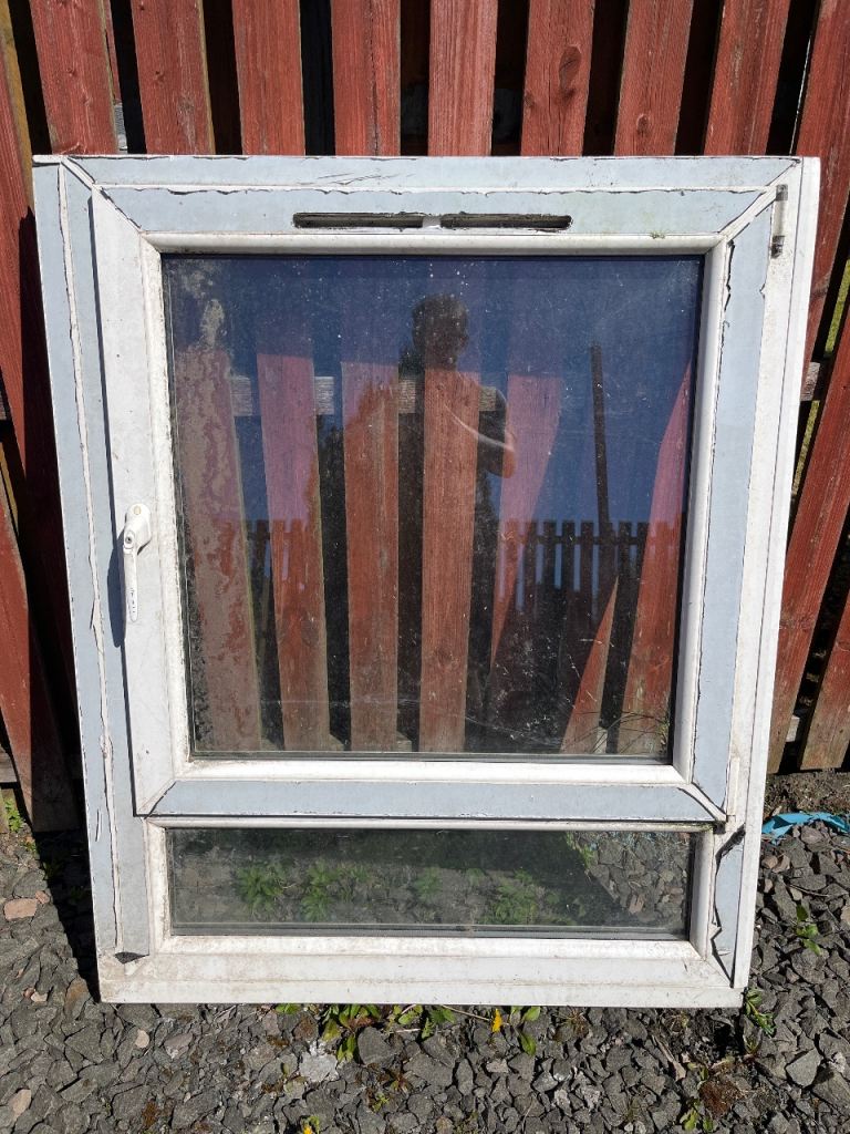 Window frame 