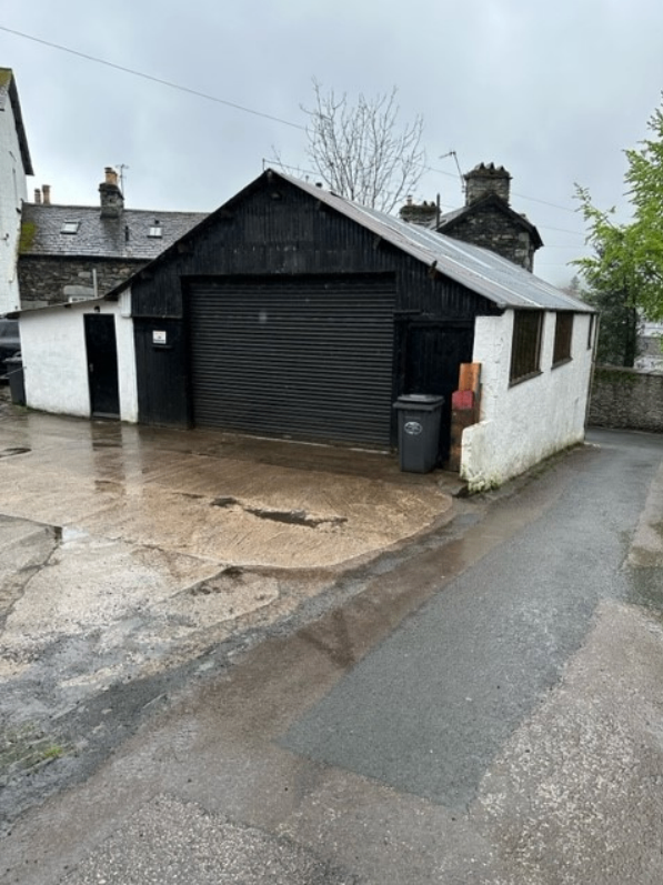 Garage To Rent in Ambleside