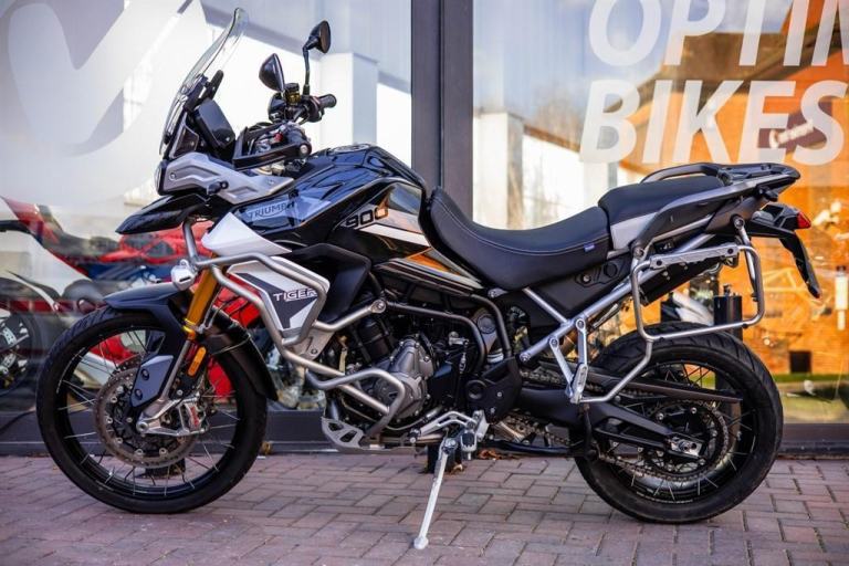 Triumph Tiger 900 RALLY PRO ! SCORPION ! EXTRAS ! STUNNING