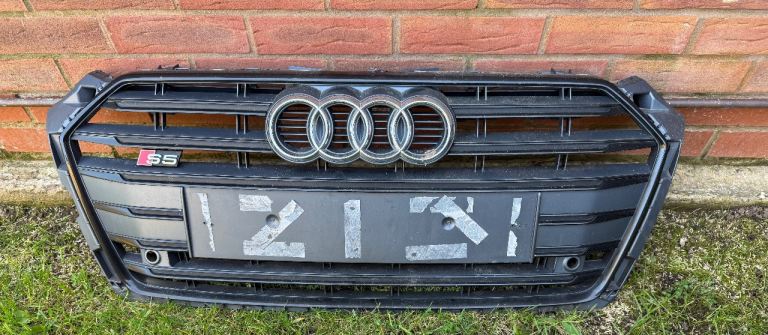 Audi S5 B9 genuine oem front grill 