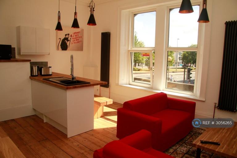 1 bedroom in Weston-Super-Mare, Weston-Super-Mare, BS23 (#3056265)