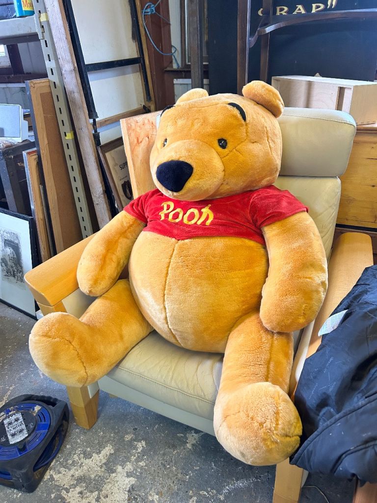 Large Winnie the pooh