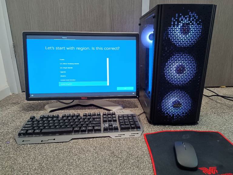 Complete Desktop PC Bundle – 22" Monitor, Keyboard & Mouse Included