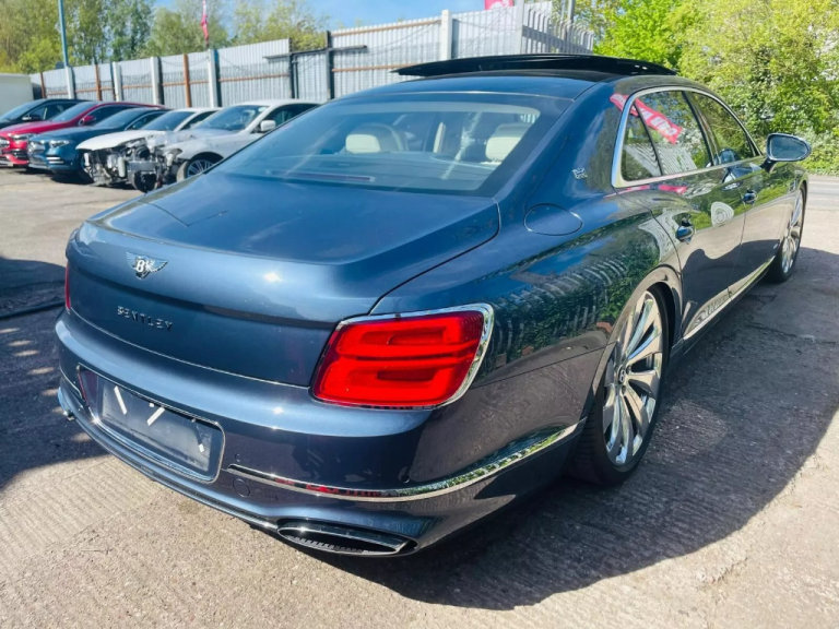 BENTLEY FLYING SPUR BREAKING 2021 FIRST EDITION W12-A 6.0 PETROL SUPER LUXURY