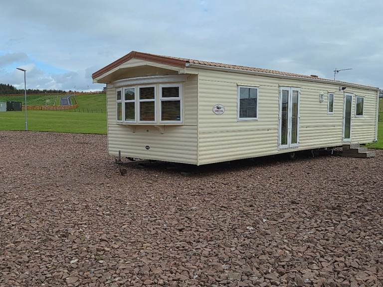 STATIC CARAVAN OFF SITE £4995