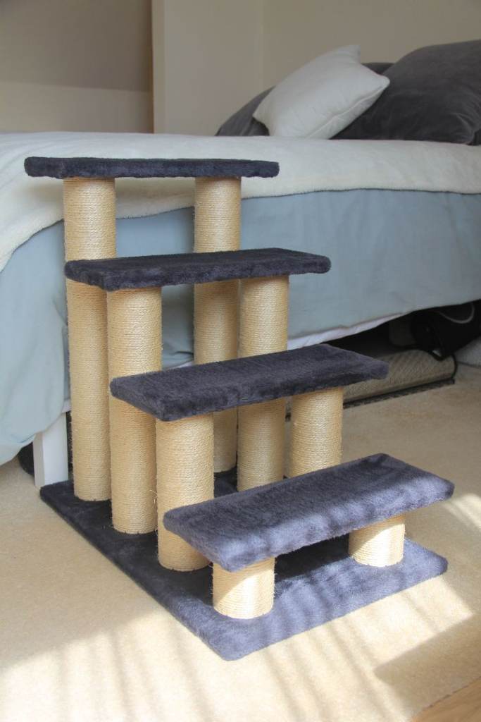 5 sets of PawHut pet steps for sale.