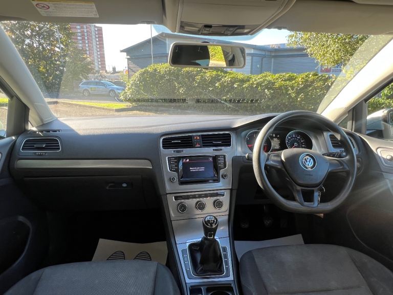 Volkswagen Golf 1.6Tdi diesel 6 speed manual £20 road tax long mot 2 keys HPI clear 