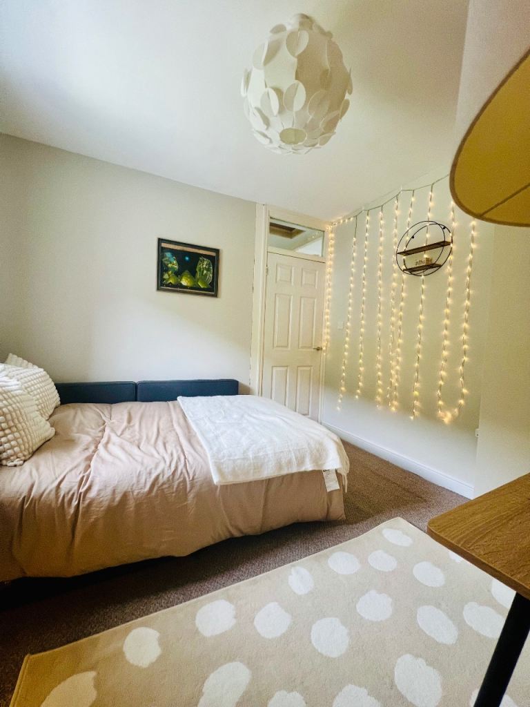 Double room for rent 