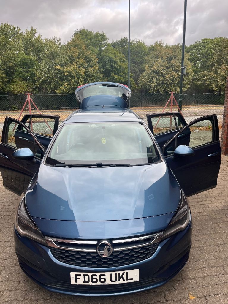Vauxhall, ASTRA, Estate, 2017, Semi-Auto, 1598 (cc), 5 doors
