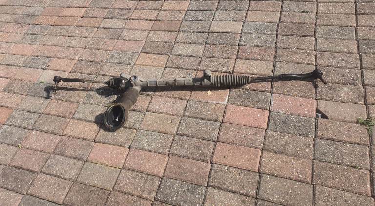 Toyota prius hybrid 1.5 Steering Rack 