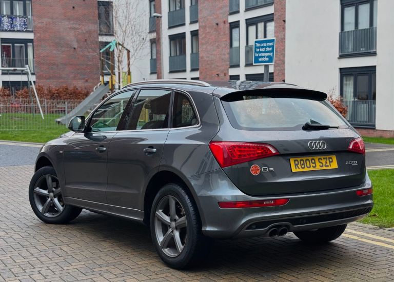 Automatic S-Line Quattro, Audi, Q5, Estate, 2009, Semi-Auto, 1968 (cc), 5 doors
