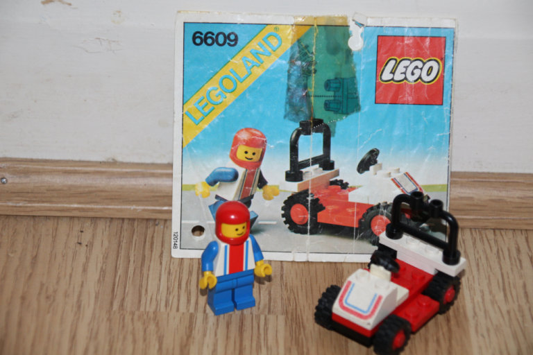 3 Lego Town sets: 6609 Race Car * 6675 Road & Trail 4x4 * 1633 Loader Tractor