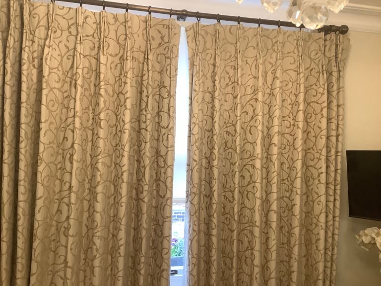 Beautiful full length lined pencil pleat curtains