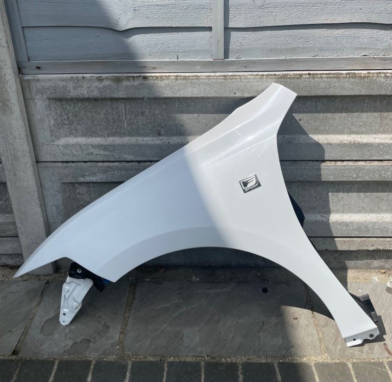 Lexus Es300h F-Sport 2019-2024  Complete N/S Left Side Wing Fender
