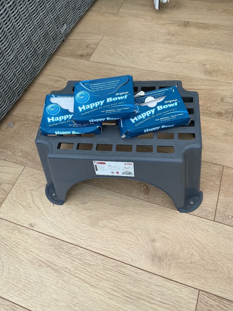 Fiamma caravan/motorhome step and toilet  liners - biodegradable. 3 boxes