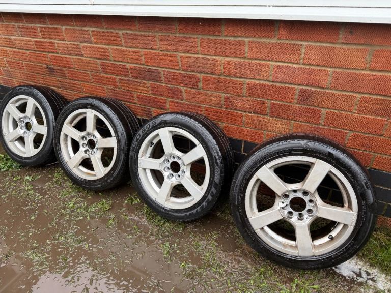 15 inch Fox Racing multifit Alloy wheels 