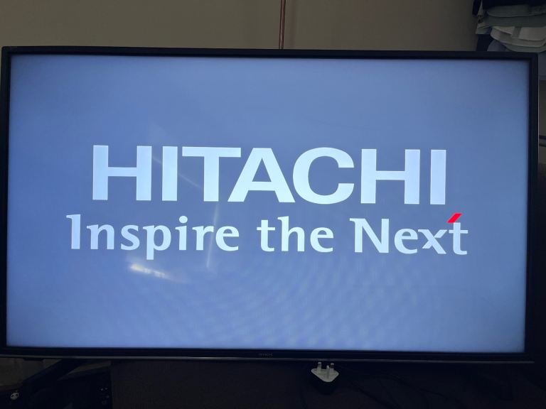 Hitachi tv