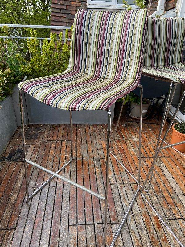 4 high Italian bar stools by Arper