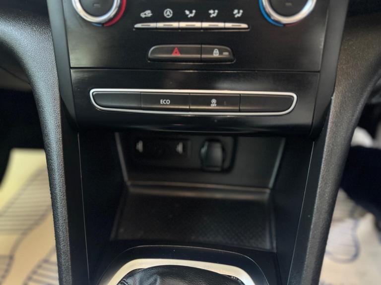 2018 Renault Megane 1.2 TCe Dynamique Nav Euro 6 (s/s) 5dr HATCHBACK Petrol Manual