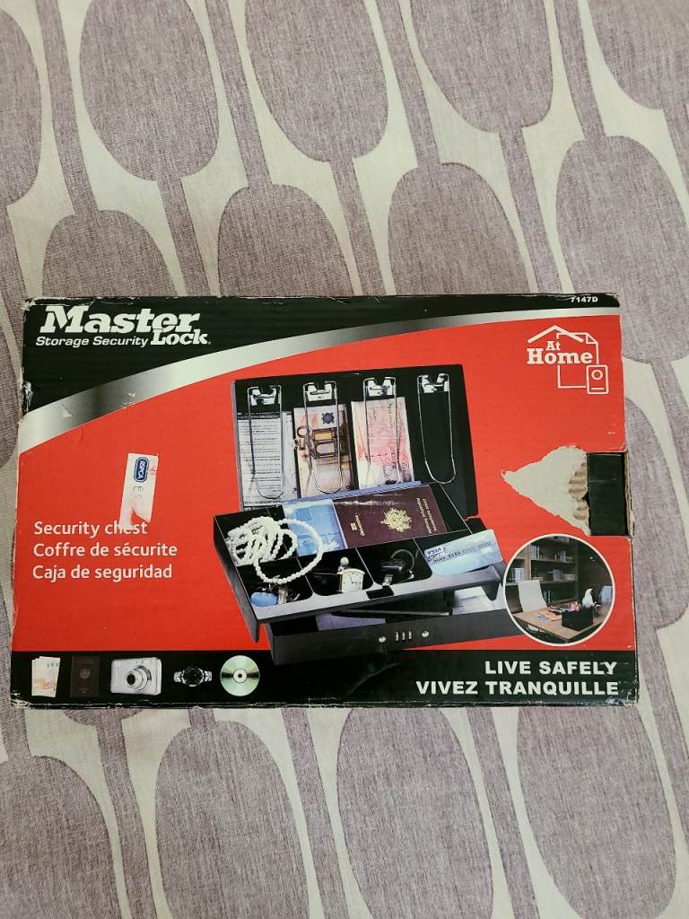 MASTER storage lock with combination7147d