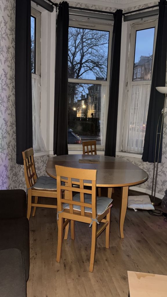 Dining Table with 4 chairs