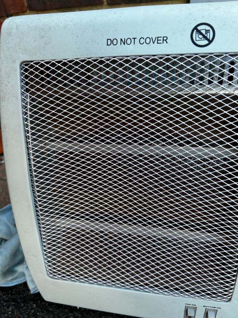 800 watt Halogen heater