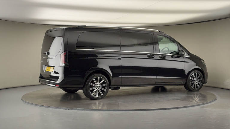 2025 Mercedes-Benz V-Class 2.0 V220d Premium MPV 5dr Diesel G-Tronic+ Euro 6 (s/s) (8 Seat, Extra...