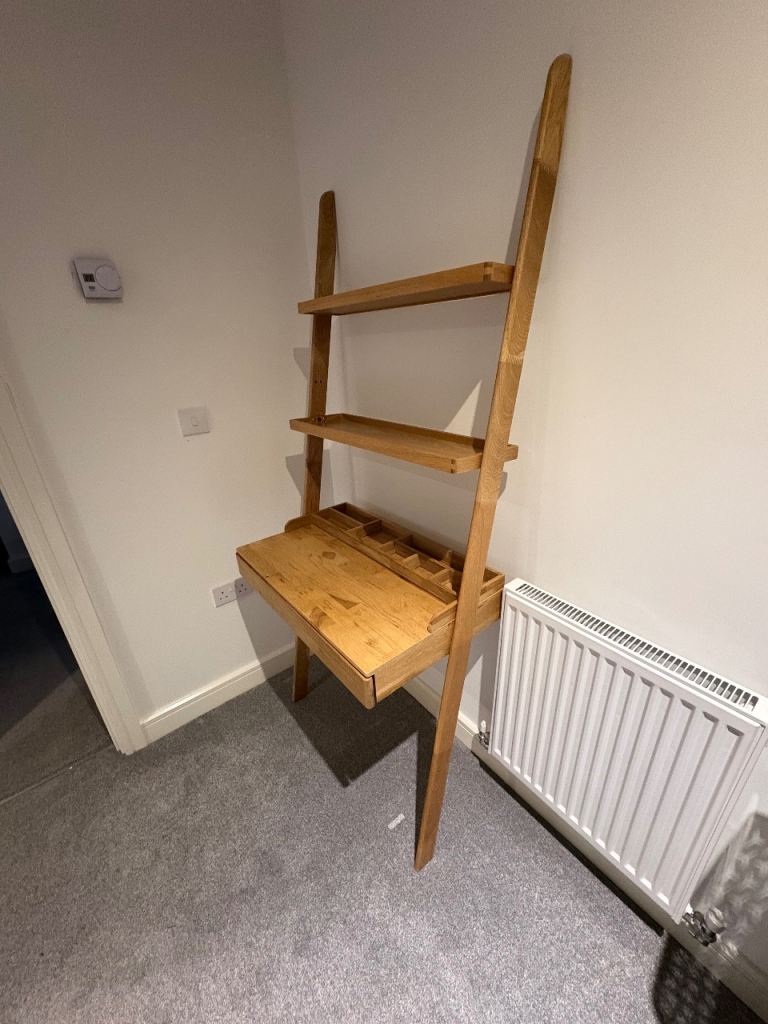 OAK LEANING LADDER DESK - Futon Company