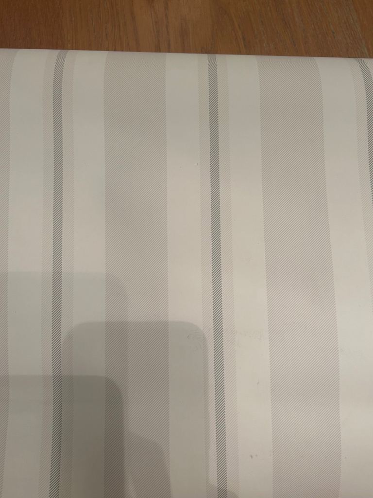 image for 2.5 rolls Laura Ashley Wallpaper