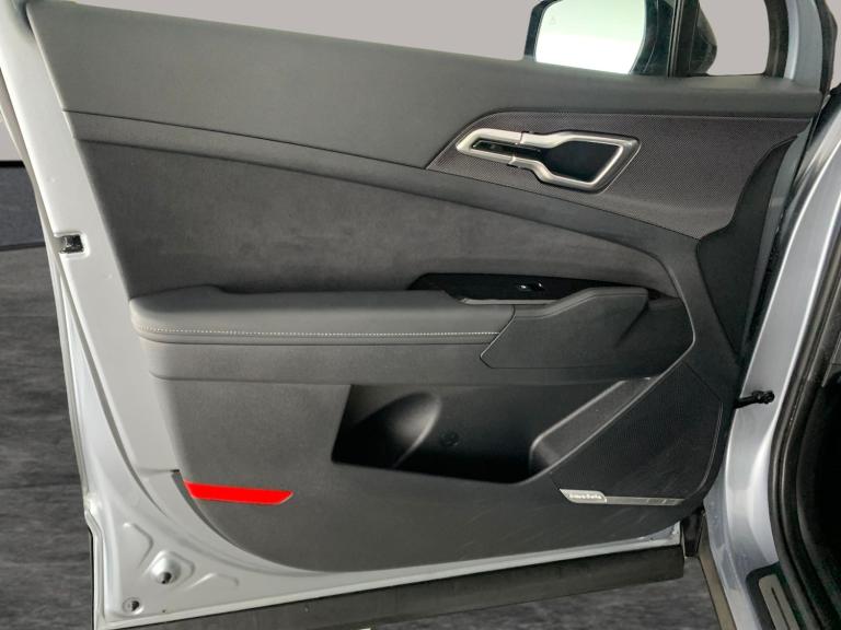 2022 Kia Sportage 1.6 h T-GDi GT-Line S SUV 5dr Petrol Hybrid Auto Euro 6 (s/s) (226 bhp) - A Suv...