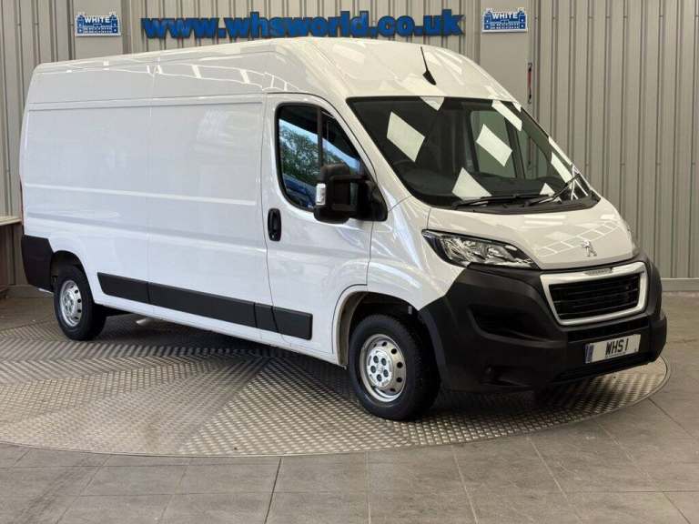 2023 Peugeot Boxer 2.2 BlueHDi H2 Professional Premium+ Van 140ps PANEL VAN DIESEL Manual