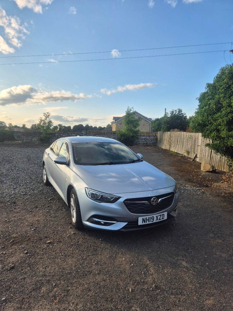 Vauxhall insignia 1.5 SRI turbo petrol 2019