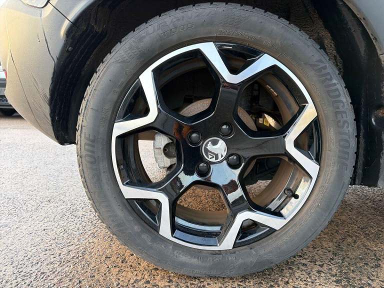 2022 Vauxhall Crossland Ultimate Turbo HATCHBACK Petrol Manual