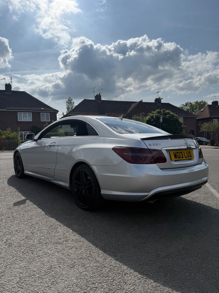 MERCEDES E250 AMG FACELIFT 2.2 COUPE 7G AUTO