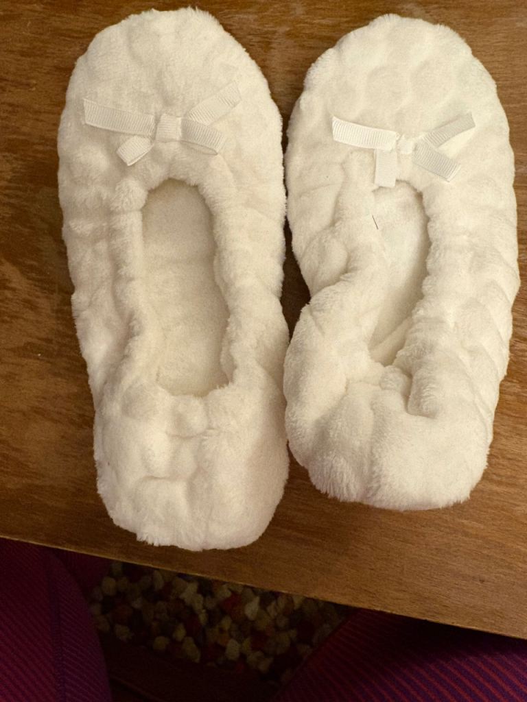 Women’s Slippers x2pairs - Size Medium 
