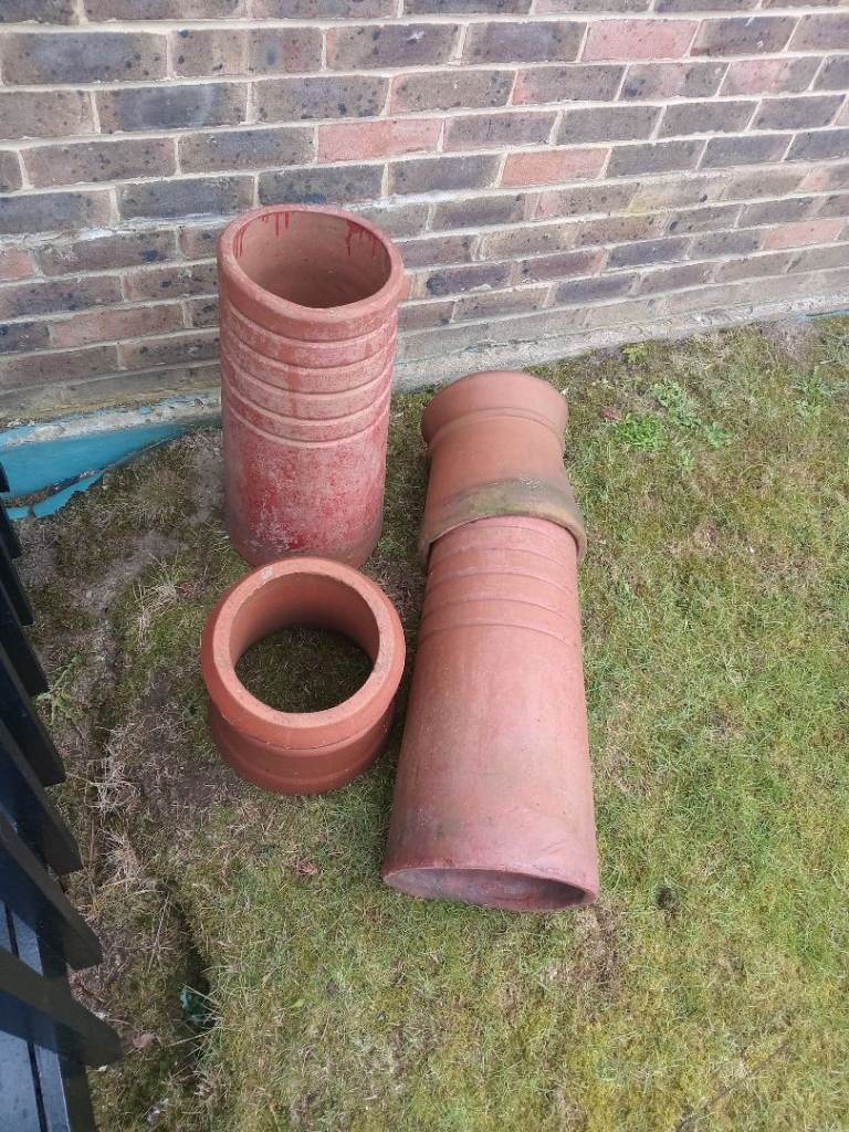 Terracotta Garden Pots / Chimney Flues – Various Sizes