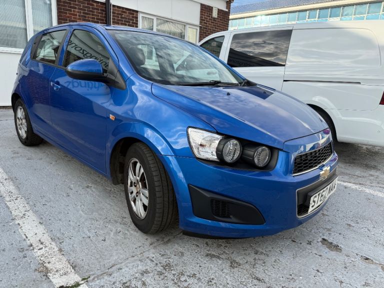 Chevrolet, AVEO, 2013, Automatic , 1398 (cc), 5 doors
