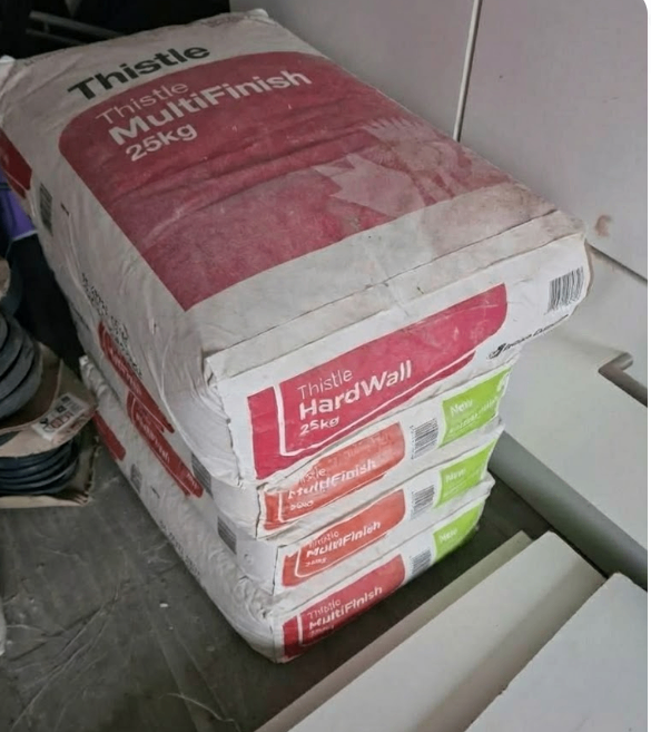 4x bags Plaster - 25kg each multifinish and hardwall Plaster - £10 For the Whole lot