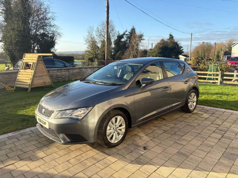 image for Seat Leon 1.2l 2013 ( Corsa Clio A3 Ibiza golf )