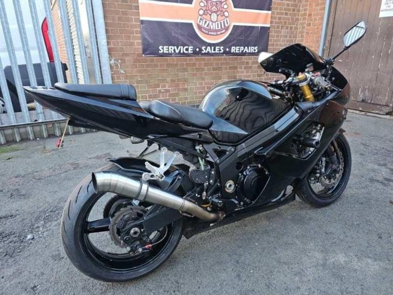 Suzuki GSXR1000 K3 '2003' BREMBO FRONT CALIPERS/M-CYL/GP SILENCER/COMFY SEAT