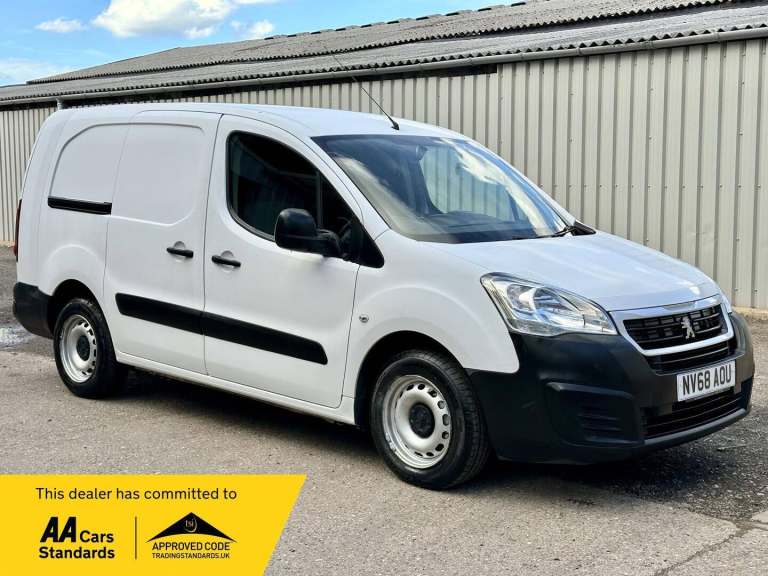 2018 Peugeot Partner 1.6 BlueHDi 744 S L2 6dr PANEL VAN Diesel Manual