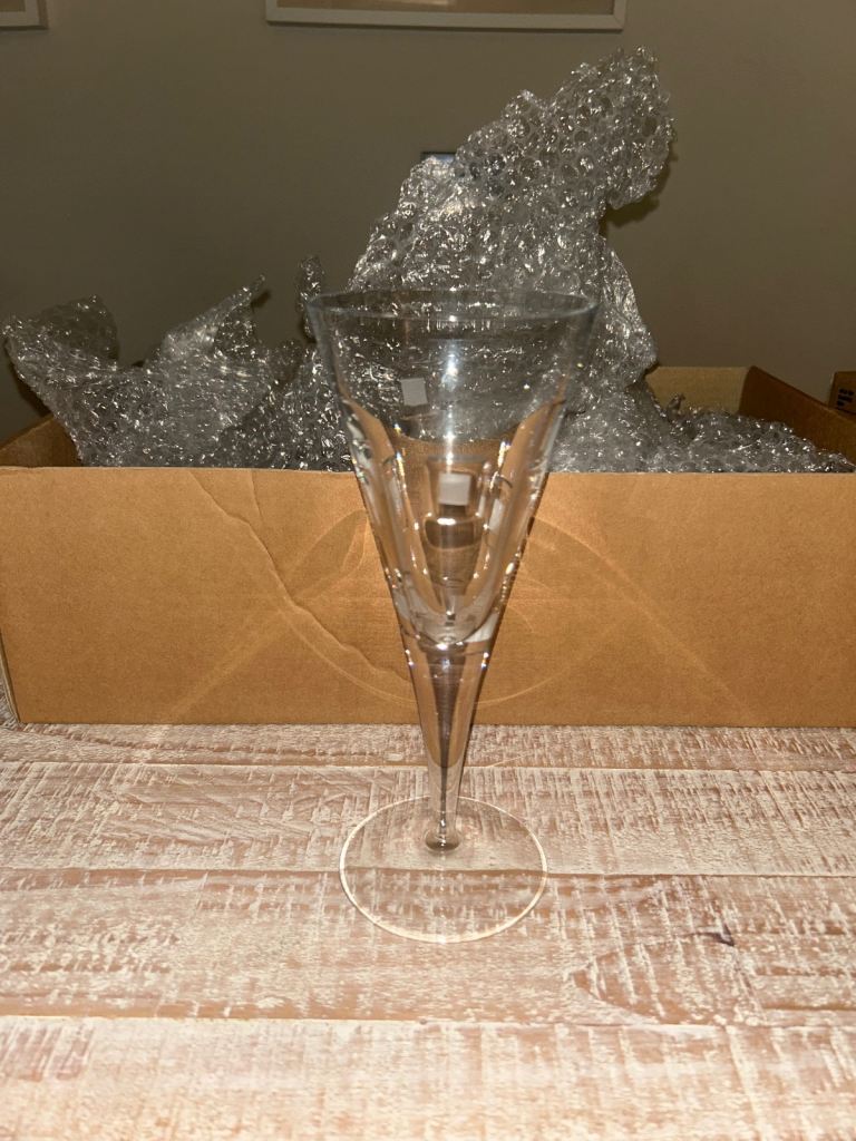 Royal Doulton wine glasses x8