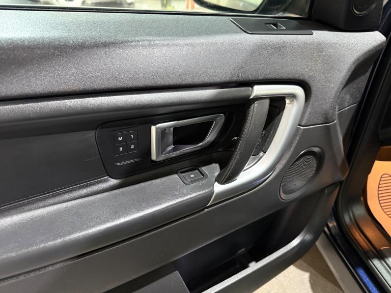 2016 Land Rover Discovery Sport 2.0 TD4 HSE Luxury SUV 5dr Diesel Auto 4WD Euro