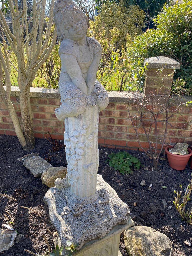 Garden statue 