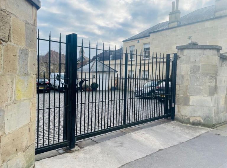 Secure Parking Spaces Available  – Central Bath, Queen Square.